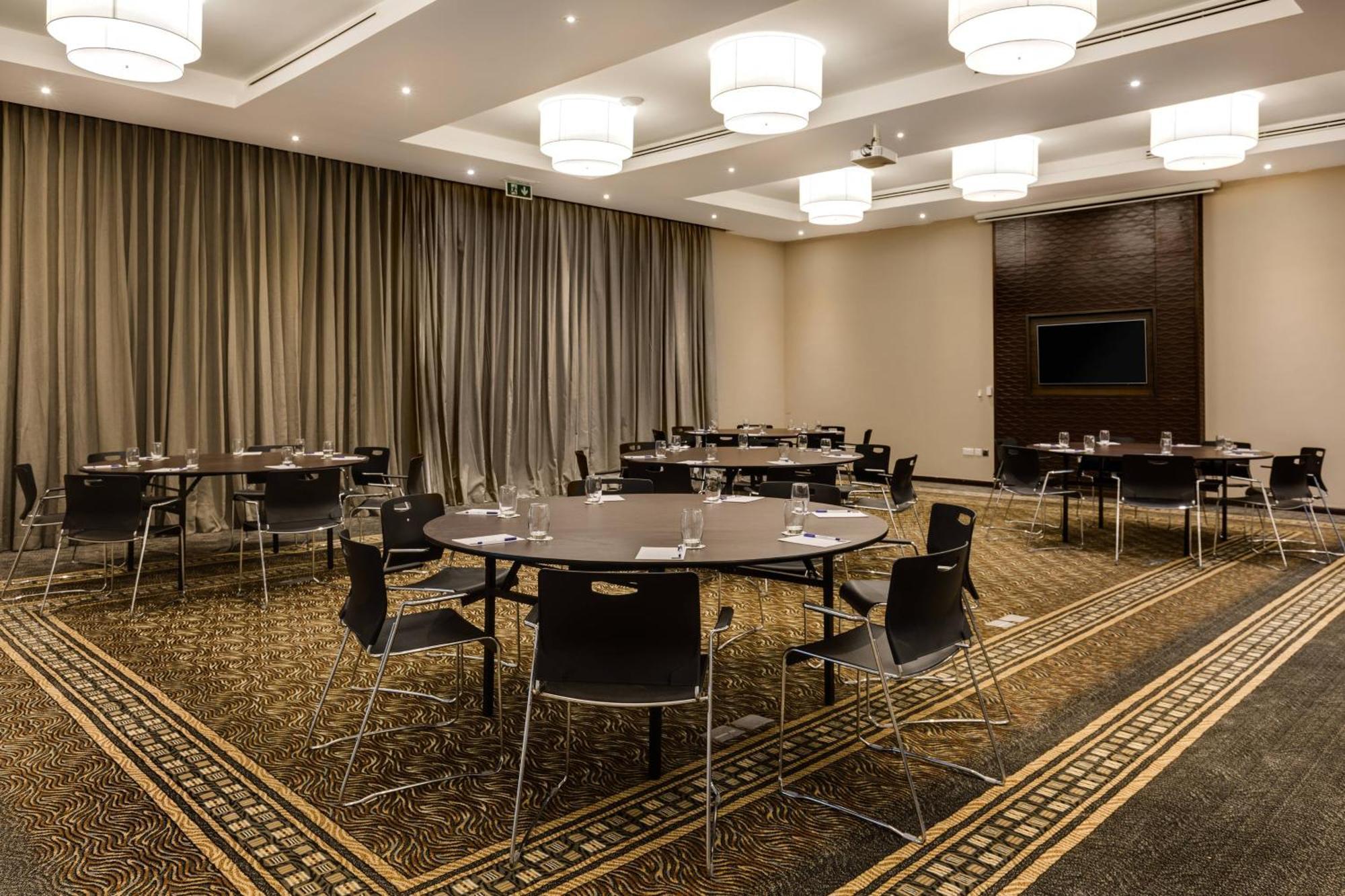 Protea Hotel By Marriott Owerri Select Bagian luar foto