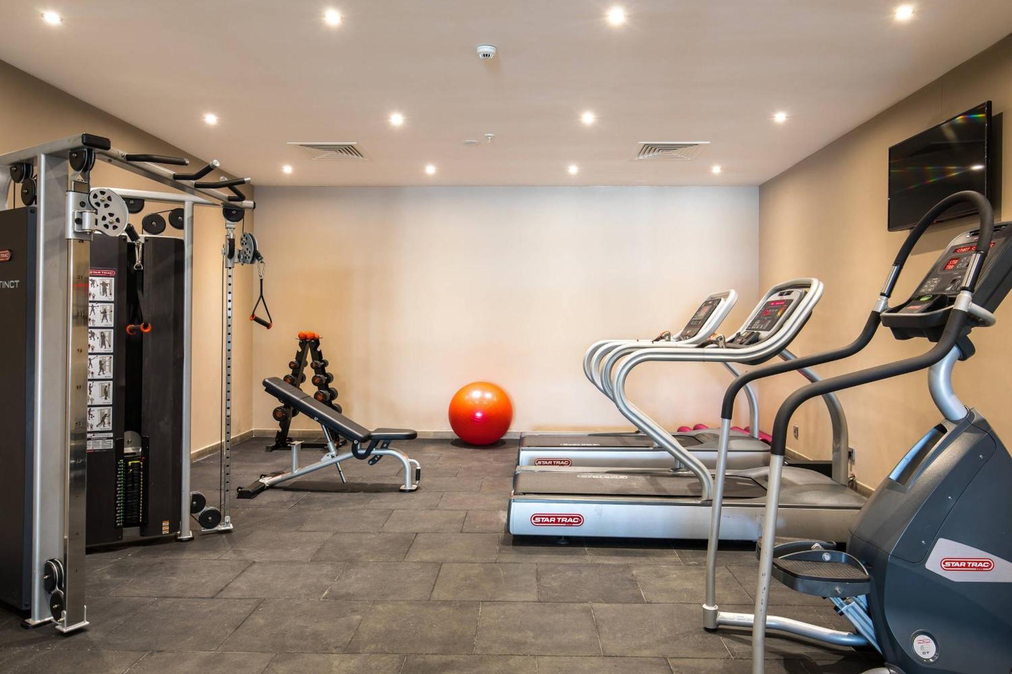 Protea Hotel By Marriott Owerri Select Bagian luar foto