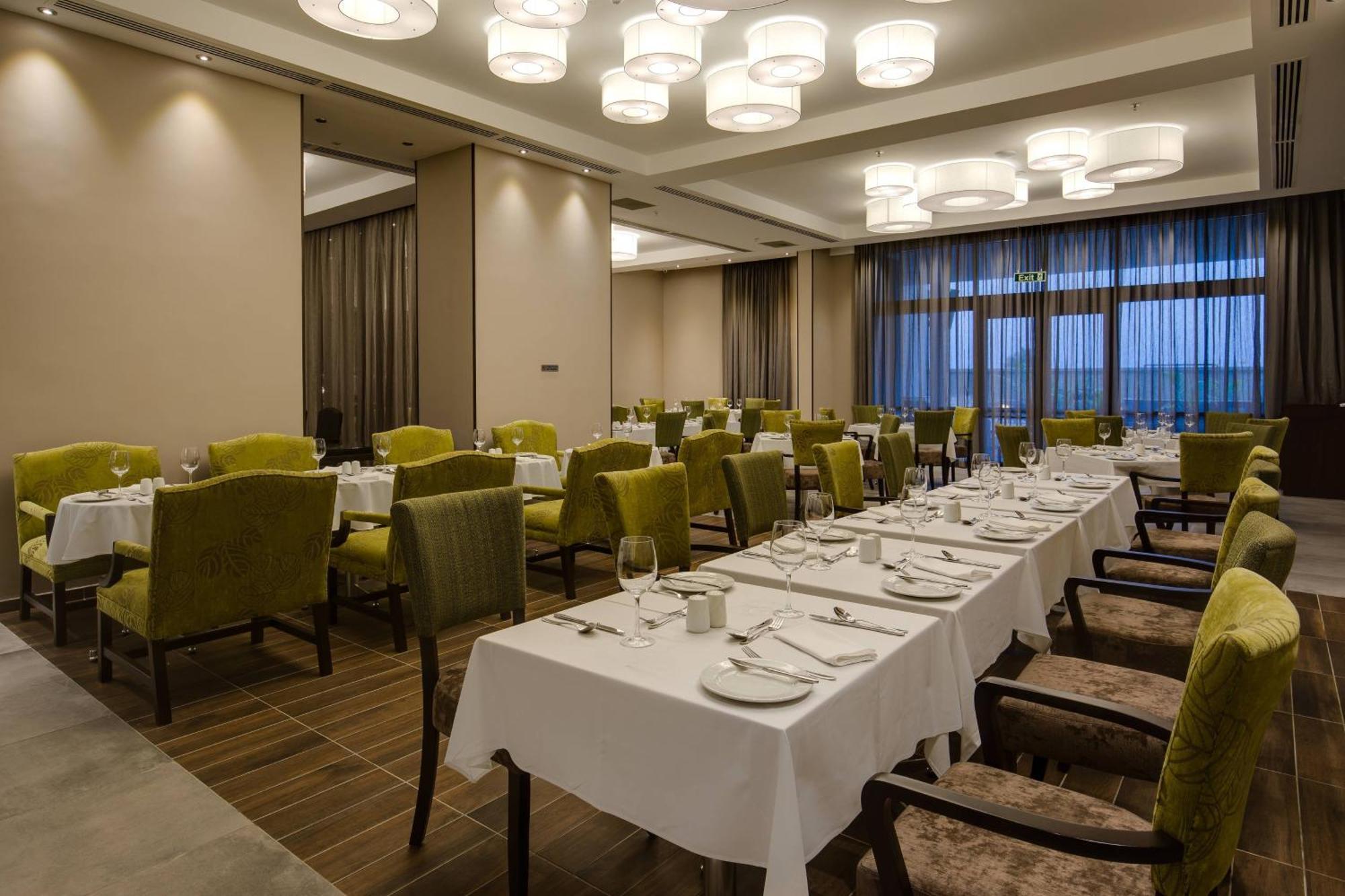 Protea Hotel By Marriott Owerri Select Bagian luar foto