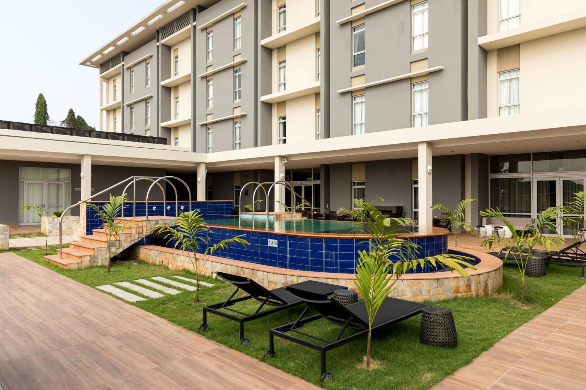 Protea Hotel By Marriott Owerri Select Bagian luar foto