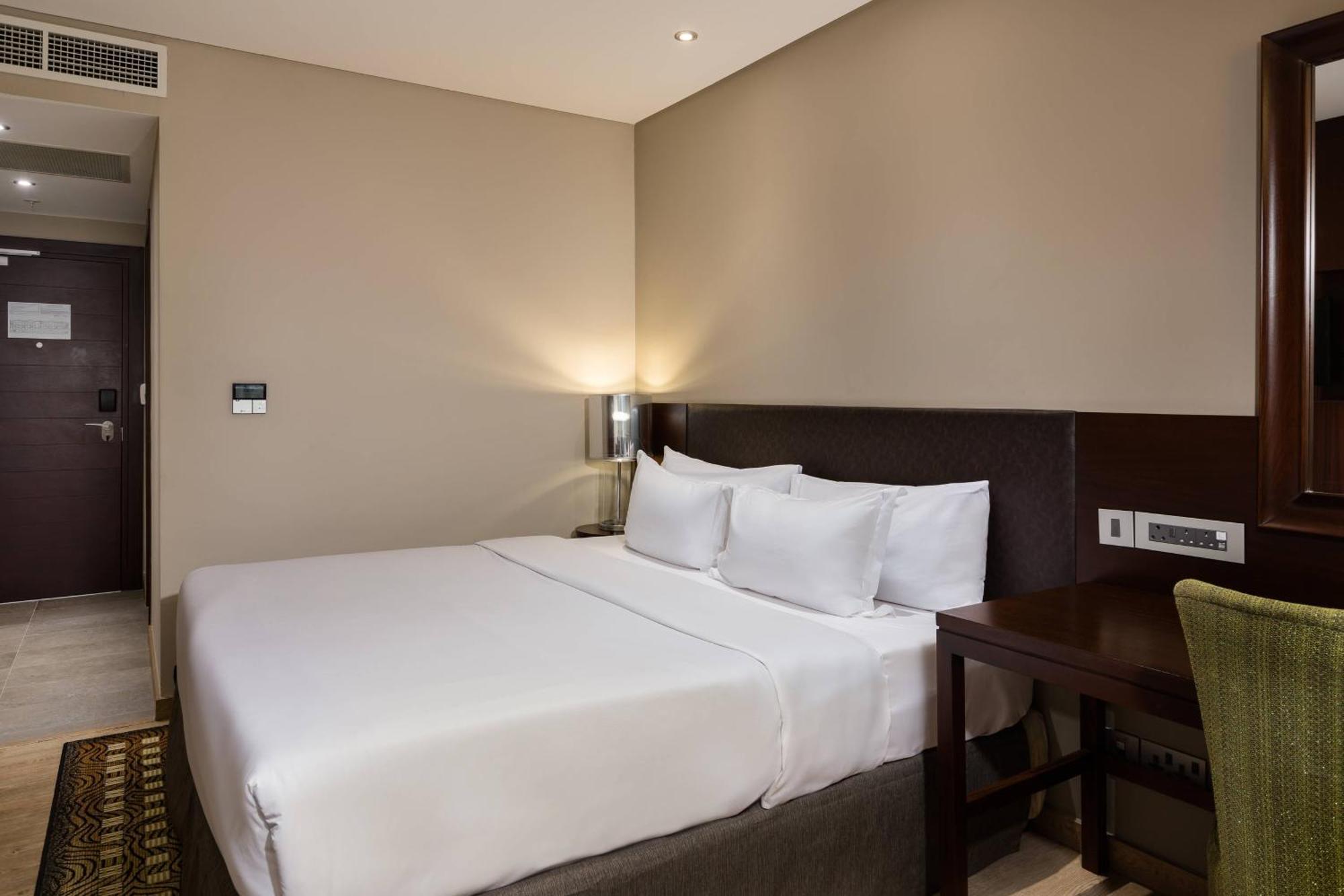 Protea Hotel By Marriott Owerri Select Bagian luar foto